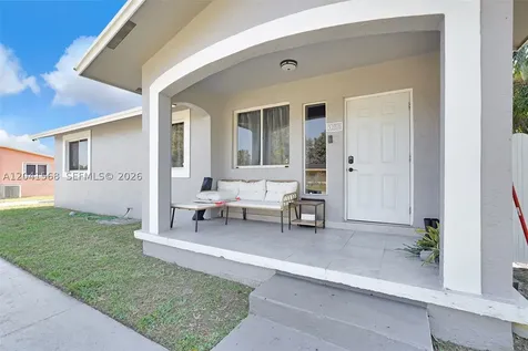 3280 NW 213th Terrace Miami Gardens FL 33056