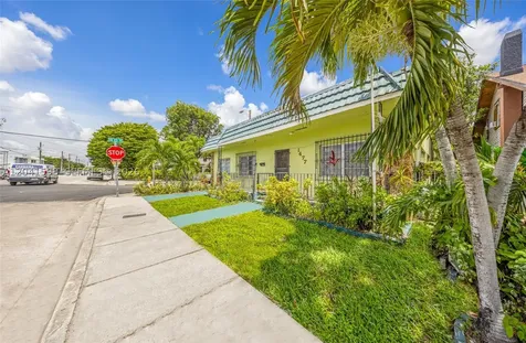 1477 NW 2nd Street Miami FL 33125