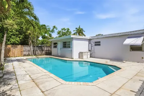 230 NW 55th Street Oakland Park FL 33309