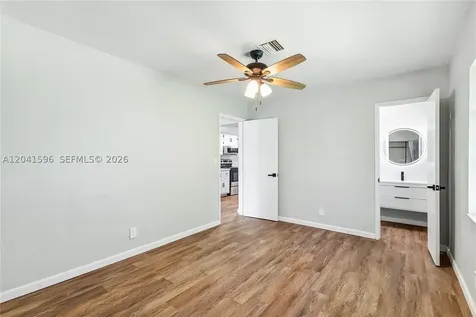 230 NW 55th Street Oakland Park FL 33309