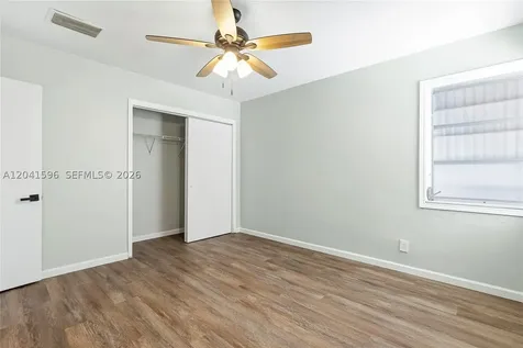 230 NW 55th Street Oakland Park FL 33309