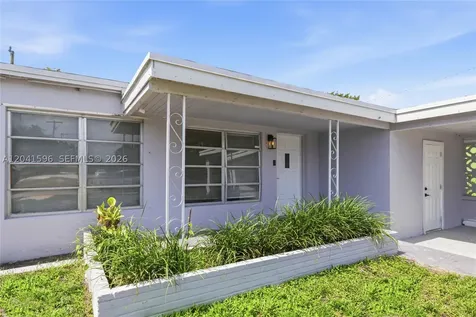 230 NW 55th Street Oakland Park FL 33309
