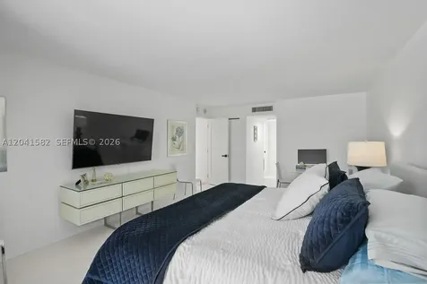 6423 Collins Avenue Miami Beach FL 33141