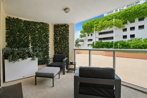 6423 Collins Avenue Miami Beach FL 33141
