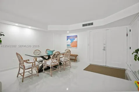 6423 Collins Avenue Miami Beach FL 33141