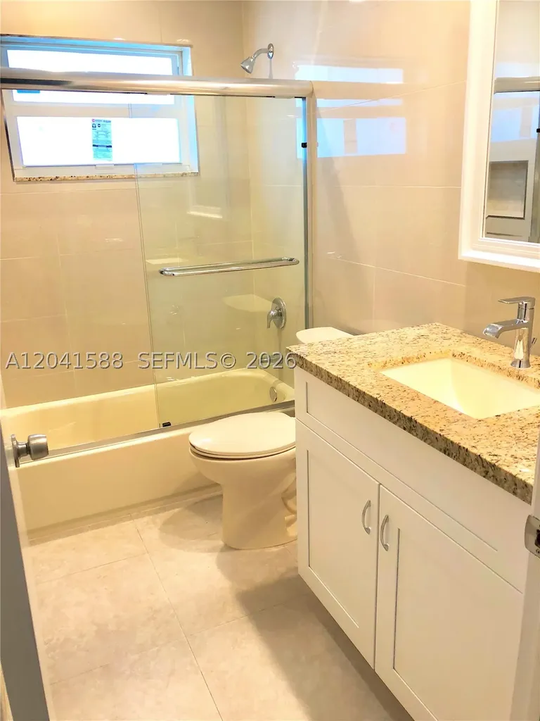 1940 NE 34th Court Lighthouse Point FL 33064