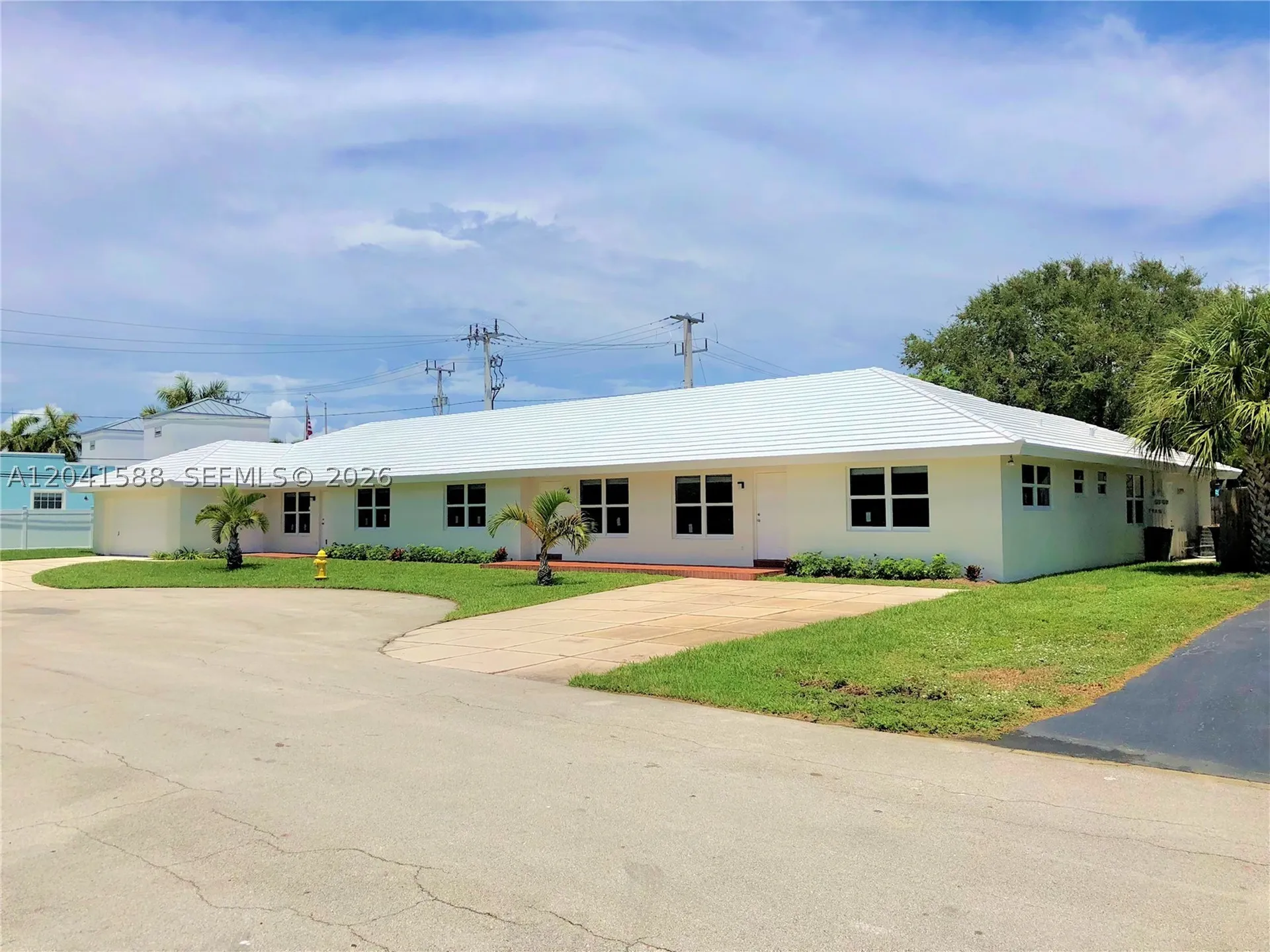 1940 NE 34th Court Lighthouse Point FL 33064