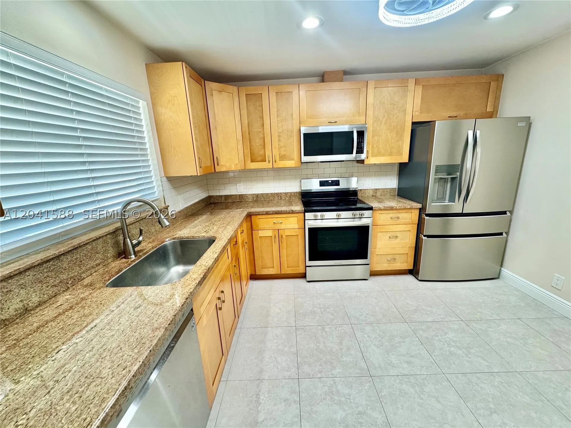 1940 NE 34th Court Lighthouse Point FL 33064
