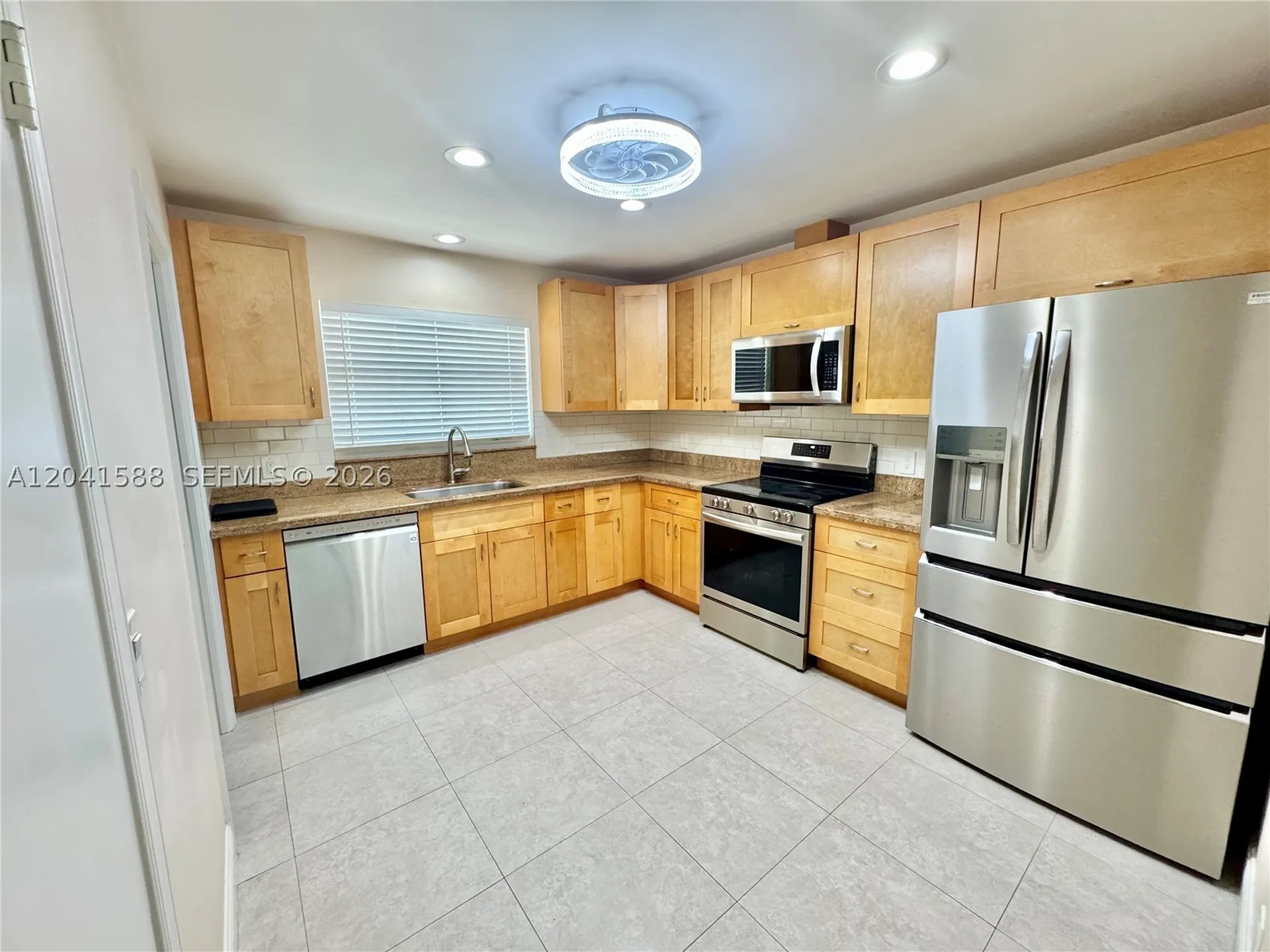 1940 NE 34th Court Lighthouse Point FL 33064