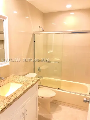 1940 NE 34th Court Lighthouse Point FL 33064