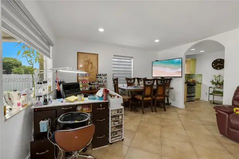 11525 Snapper Creek Drive Miami FL 33173