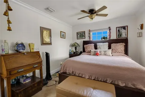 11525 Snapper Creek Drive Miami FL 33173