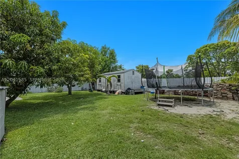 11525 Snapper Creek Drive Miami FL 33173