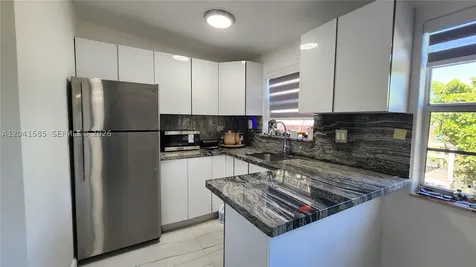 11525 Snapper Creek Drive Miami FL 33173