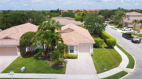 11811 SW 8th Street Pembroke Pines FL 33025