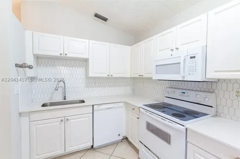 11811 SW 8th Street Pembroke Pines FL 33025
