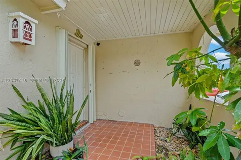6233 NW 170th Terrace Miami FL 33015