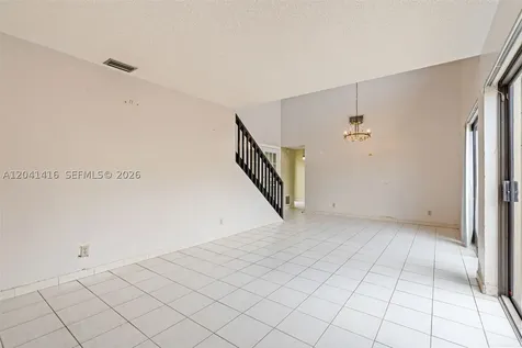 6233 NW 170th Terrace Miami FL 33015