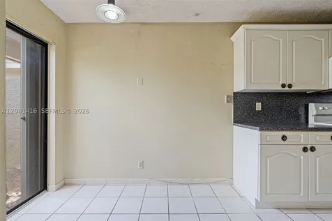 6233 NW 170th Terrace Miami FL 33015