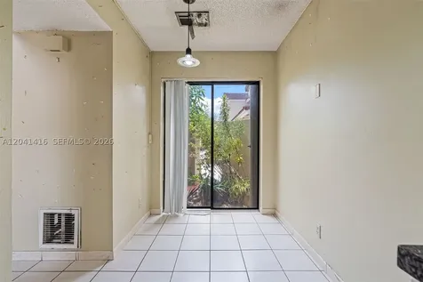 6233 NW 170th Terrace Miami FL 33015