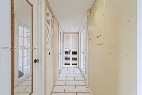 6233 NW 170th Terrace Miami FL 33015