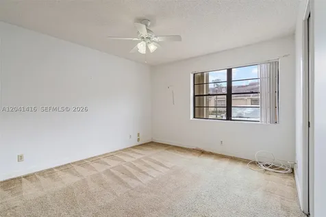 6233 NW 170th Terrace Miami FL 33015