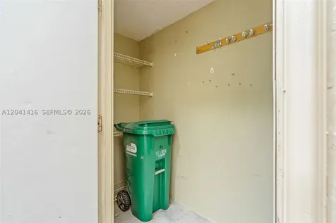 6233 NW 170th Terrace Miami FL 33015