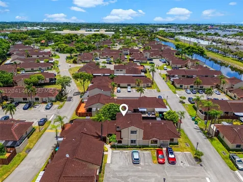 6233 NW 170th Terrace Miami FL 33015