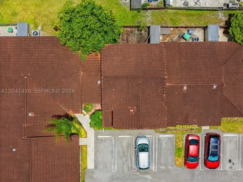 6233 NW 170th Terrace Miami FL 33015