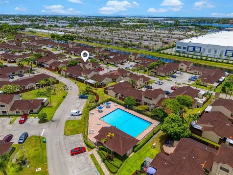 6233 NW 170th Terrace Miami FL 33015