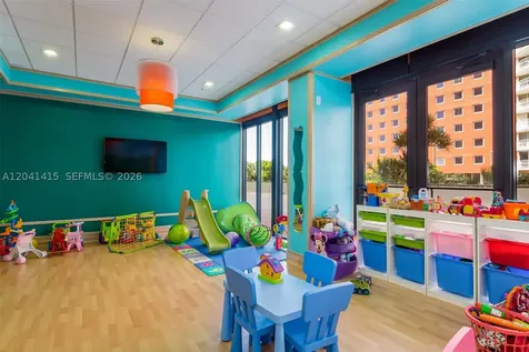 1581 Brickell Avenue Miami FL 33129