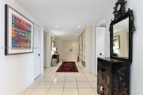 1581 Brickell Avenue Miami FL 33129
