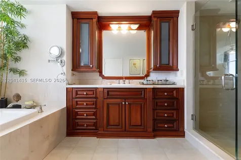 1581 Brickell Avenue Miami FL 33129