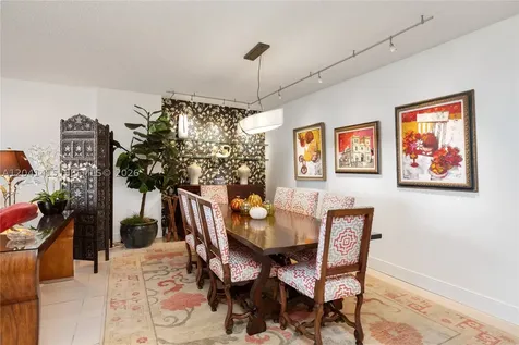 1581 Brickell Avenue Miami FL 33129