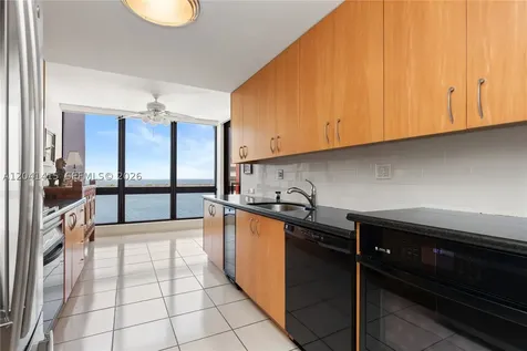 1581 Brickell Avenue Miami FL 33129
