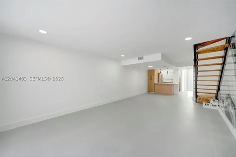 1083 W 38th Street Hialeah FL 33012