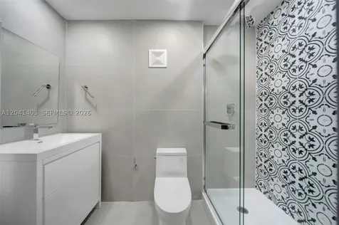 1083 W 38th Street Hialeah FL 33012