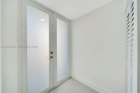 1083 W 38th Street Hialeah FL 33012