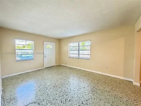 911 NW 22nd Place Miami FL 33125