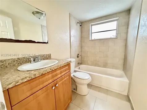 911 NW 22nd Place Miami FL 33125