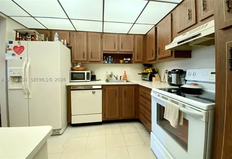 1300 Saint Charles Place Pembroke Pines FL 33026