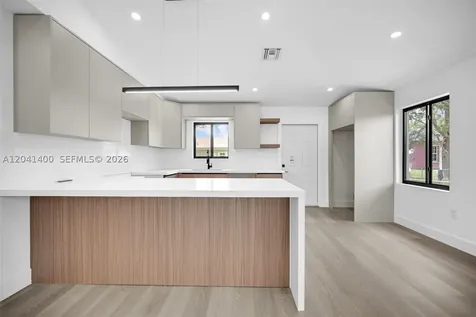 6039 SW 63rd Terrace South Miami FL 33143