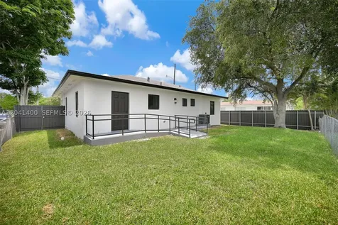 6039 SW 63rd Terrace South Miami FL 33143
