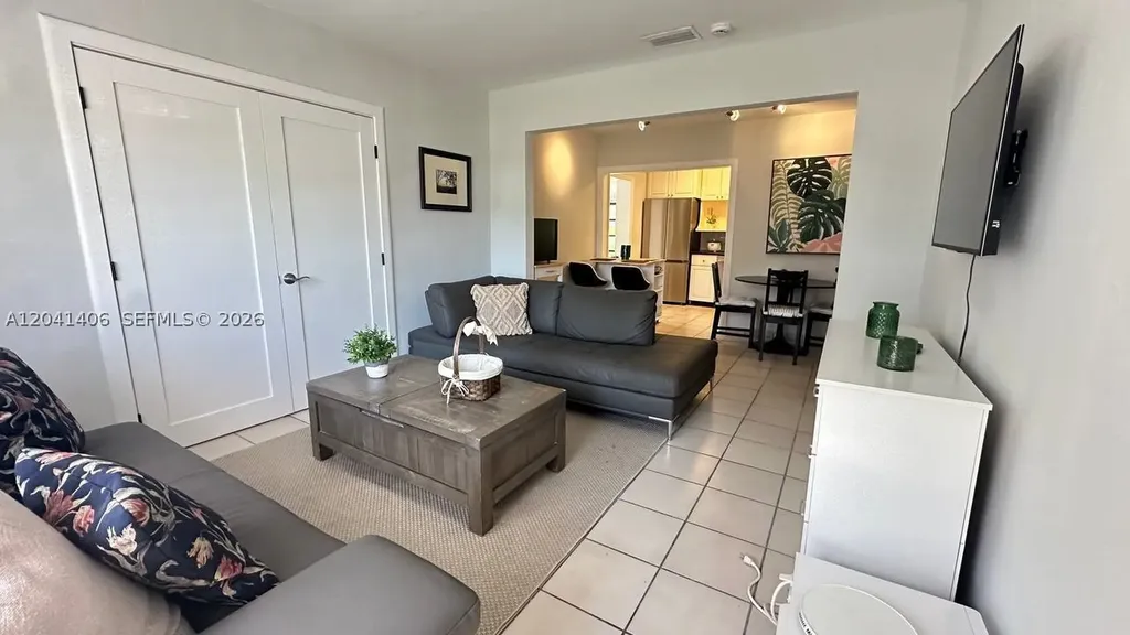 2475 SW 24th Terrace Miami FL 33145
