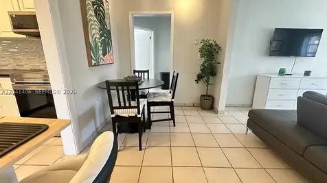 2475 SW 24th Terrace Miami FL 33145