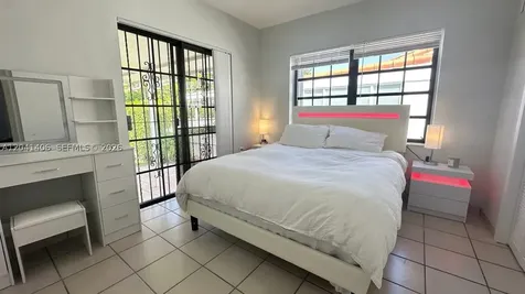 2475 SW 24th Terrace Miami FL 33145