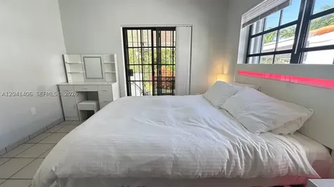 2475 SW 24th Terrace Miami FL 33145