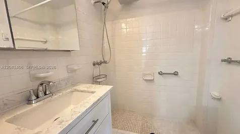2475 SW 24th Terrace Miami FL 33145