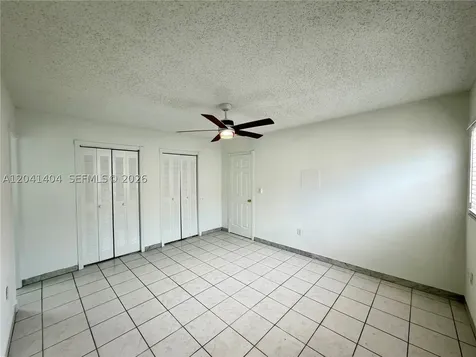 913 NW 22nd Place Miami FL 33125