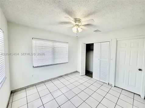 913 NW 22nd Place Miami FL 33125